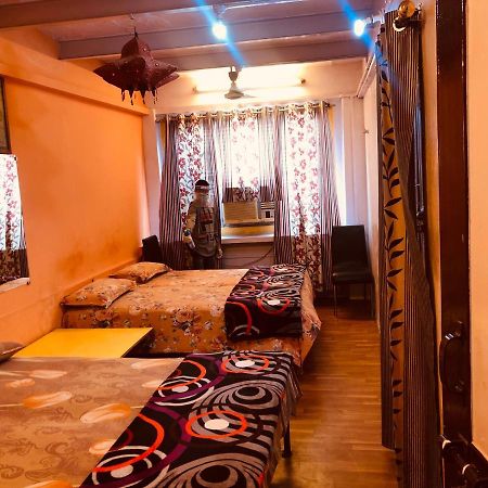 Golden Lodge Varanasi Exterior photo