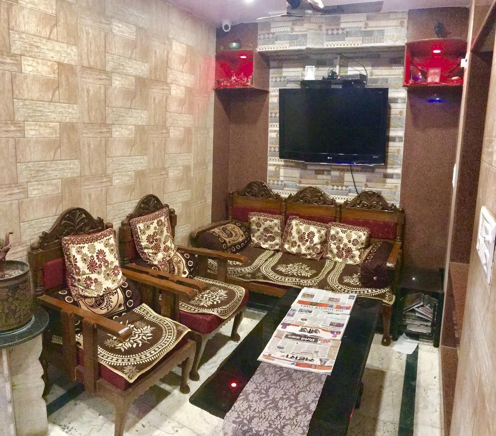 Golden Lodge Varanasi Exterior photo