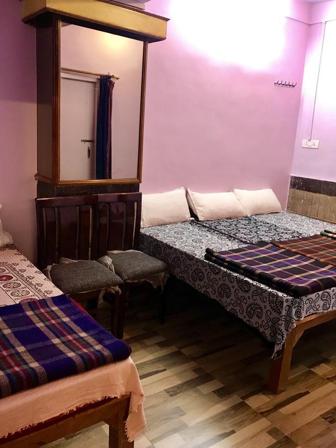 Golden Lodge Varanasi Exterior photo