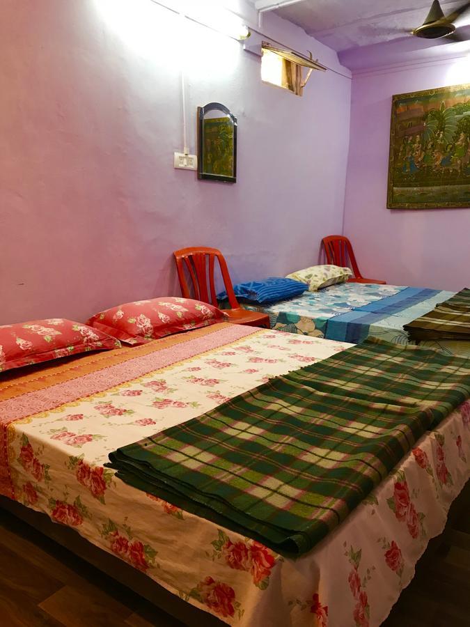 Golden Lodge Varanasi Exterior photo