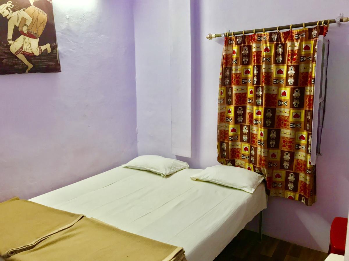 Golden Lodge Varanasi Exterior photo